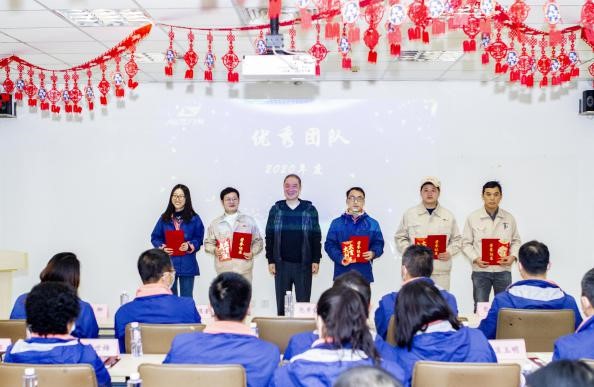 拼搏缔造战绩，协同成就未来(图16)