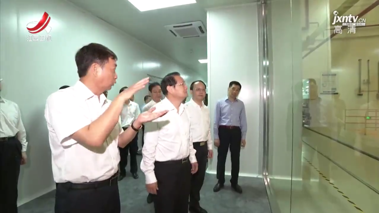 江西省省长易炼红走访hahabet星辰大海新材(图2)