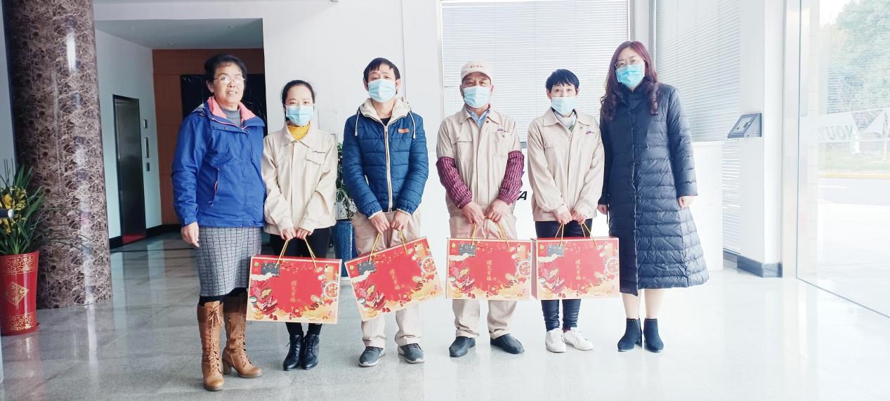 【慰问职工】“是您为hahabet星辰大海升起一缕冬日暖阳……”(图1)